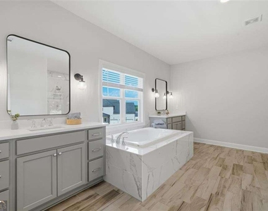 401 Oakleigh Avenue - Photo Thumbnail 18
