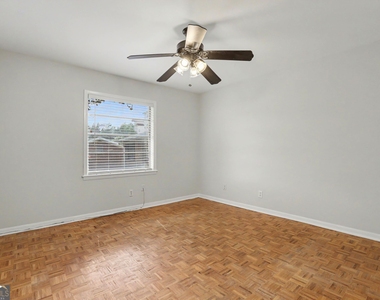 3535 Roswell Road Ne - Photo Thumbnail 6