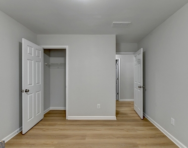 340 Waddington Trail - Photo Thumbnail 36