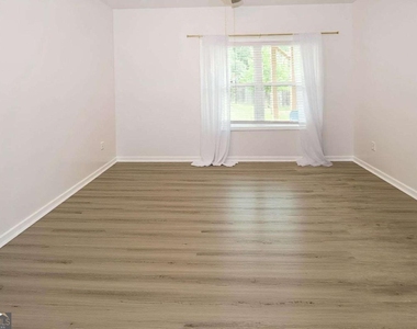 1860 Nw Commons Place - Photo Thumbnail 18