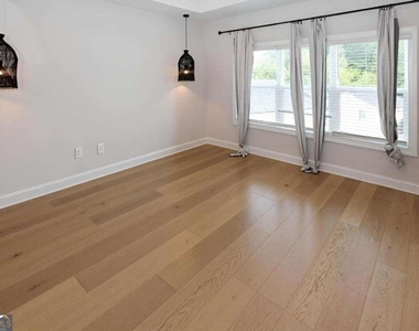 1860 Nw Commons Place - Photo Thumbnail 15