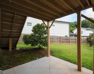 1860 Nw Commons Place - Photo Thumbnail 20