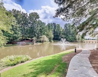 2005 Maple Ridge Court Nw - Photo Thumbnail 14