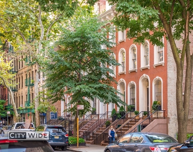 222 E. 89th St. #12 - Photo Thumbnail 4