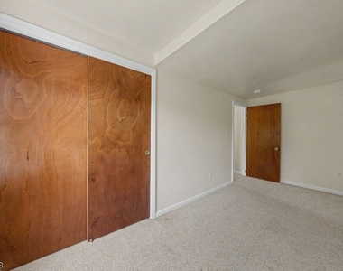 12 High St - Photo Thumbnail 34