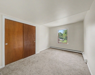 12 High St - Photo Thumbnail 27
