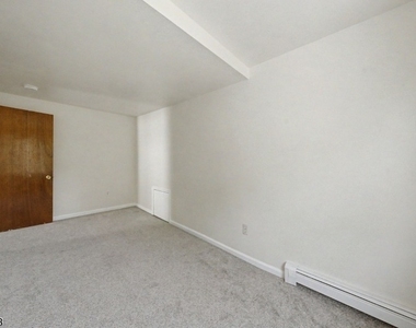 12 High St - Photo Thumbnail 35
