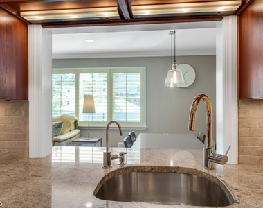 256 Woodland Ave - Photo Thumbnail 12