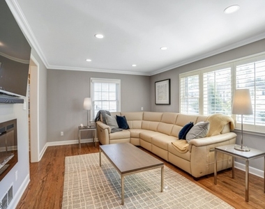 256 Woodland Ave - Photo Thumbnail 20