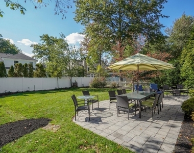 256 Woodland Ave - Photo Thumbnail 32