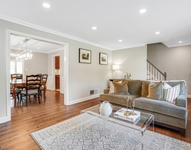 256 Woodland Ave - Photo Thumbnail 5