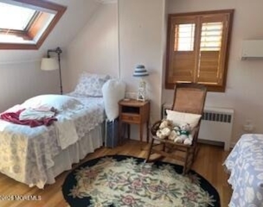 317 Pitney Avenue - Photo Thumbnail 6
