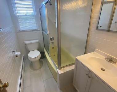43 Dwight Drive - Photo Thumbnail 3