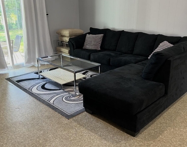 43 Dwight Drive - Photo Thumbnail 8