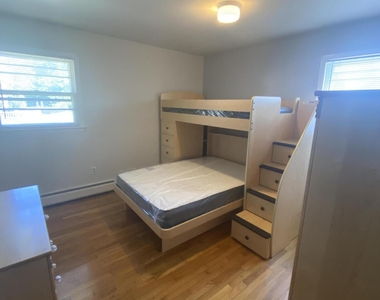 43 Dwight Drive - Photo Thumbnail 6