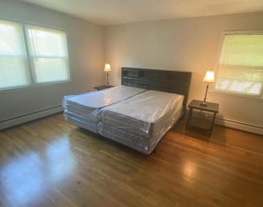 43 Dwight Drive - Photo Thumbnail 2