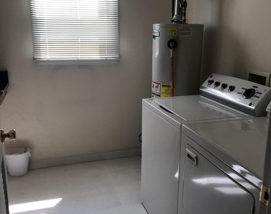 508 Lake Terrace - Photo Thumbnail 13