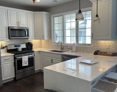 27 Grant Street - Photo Thumbnail 4