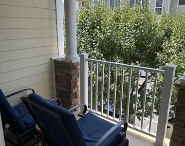 27 Grant Street - Photo Thumbnail 8