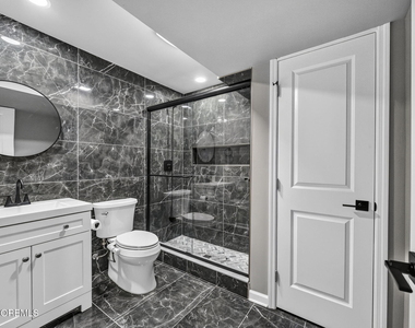 319 Tulip Court - Photo Thumbnail 32