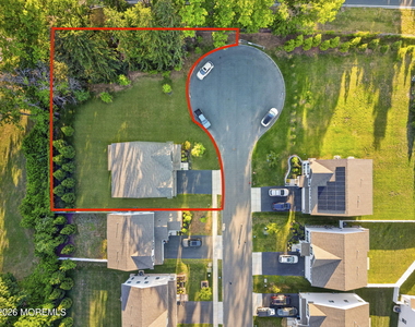 319 Tulip Court - Photo Thumbnail 1