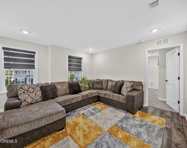 319 Tulip Court - Photo Thumbnail 27