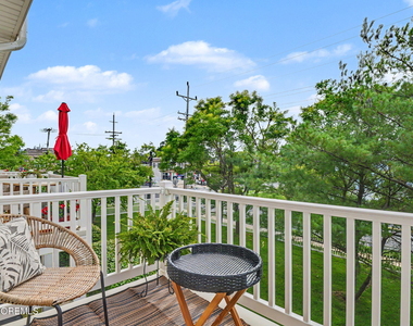 836 4th Avenue - Photo Thumbnail 19