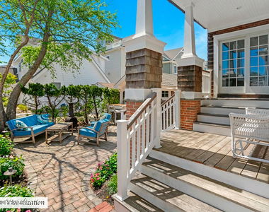 565 Trout Avenue - Photo Thumbnail 4