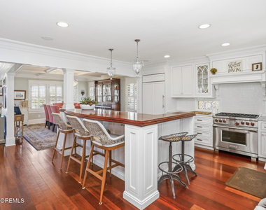 565 Trout Avenue - Photo Thumbnail 6