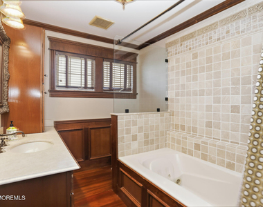 565 Trout Avenue - Photo Thumbnail 19
