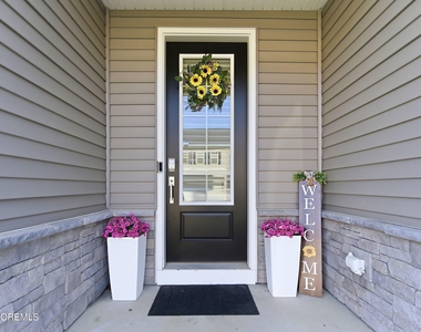1402 Journey Avenue - Photo Thumbnail 2