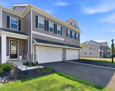 1402 Journey Avenue - Photo Thumbnail 1