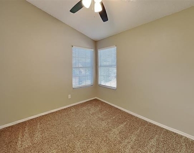 514 Myrtle Drive - Photo Thumbnail 8