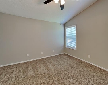 514 Myrtle Drive - Photo Thumbnail 4