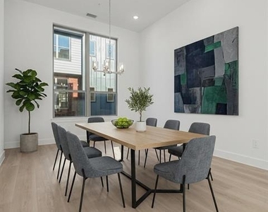 2524 Havenhurst Street - Photo Thumbnail 2