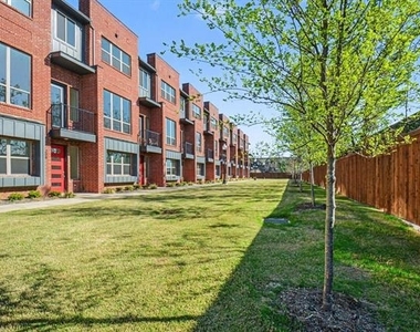 2524 Havenhurst Street - Photo Thumbnail 29