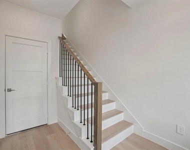 2524 Havenhurst Street - Photo Thumbnail 23