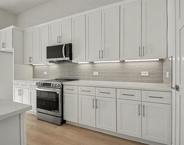 2524 Havenhurst Street - Photo Thumbnail 7