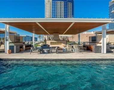 7901 Windrose Avenue - Photo Thumbnail 9