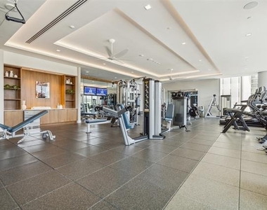 7901 Windrose Avenue - Photo Thumbnail 25