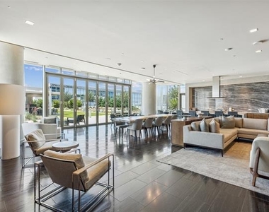 7901 Windrose Avenue - Photo Thumbnail 24