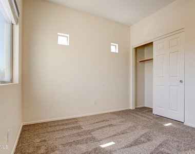 9928 W Chipman Road - Photo Thumbnail 20