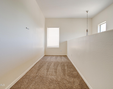 9928 W Chipman Road - Photo Thumbnail 31