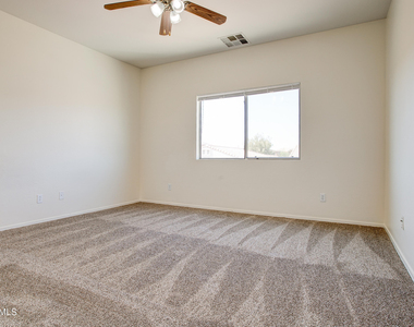 9928 W Chipman Road - Photo Thumbnail 22