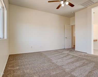 9928 W Chipman Road - Photo Thumbnail 23