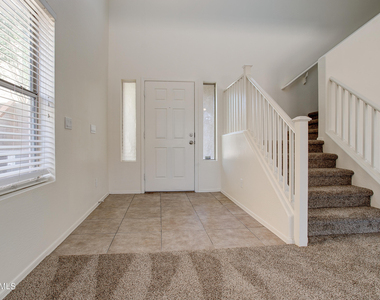 9928 W Chipman Road - Photo Thumbnail 5