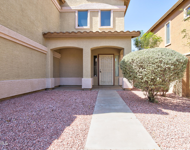 9928 W Chipman Road - Photo Thumbnail 3