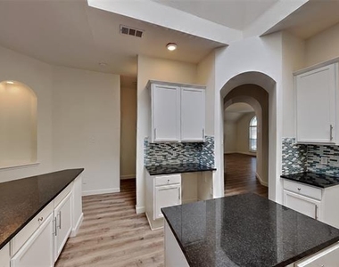 4307 Trailridge Drive - Photo Thumbnail 3