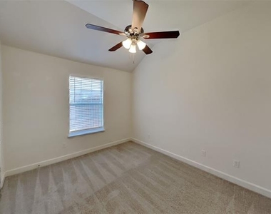 4307 Trailridge Drive - Photo Thumbnail 13