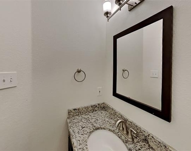 4307 Trailridge Drive - Photo Thumbnail 15